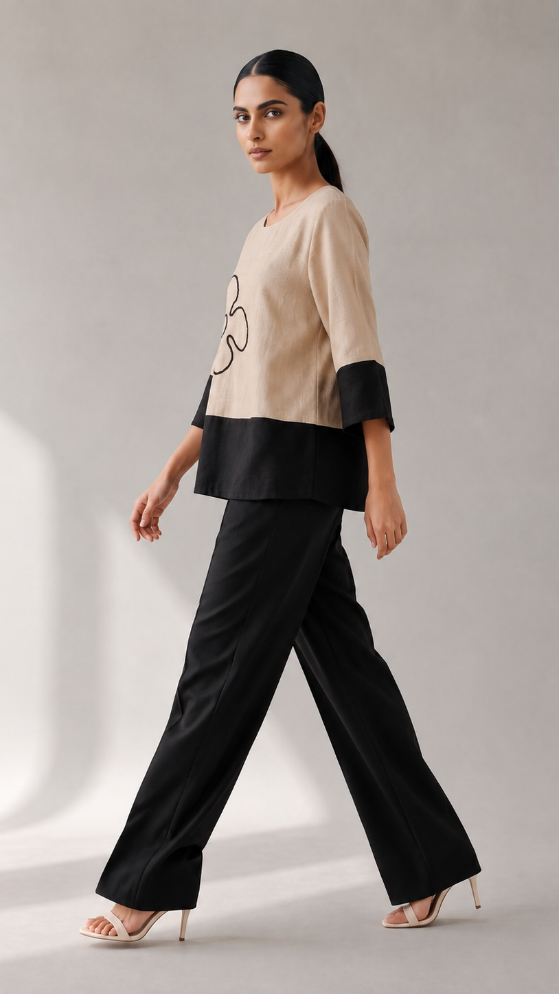 Mono Bloom Top